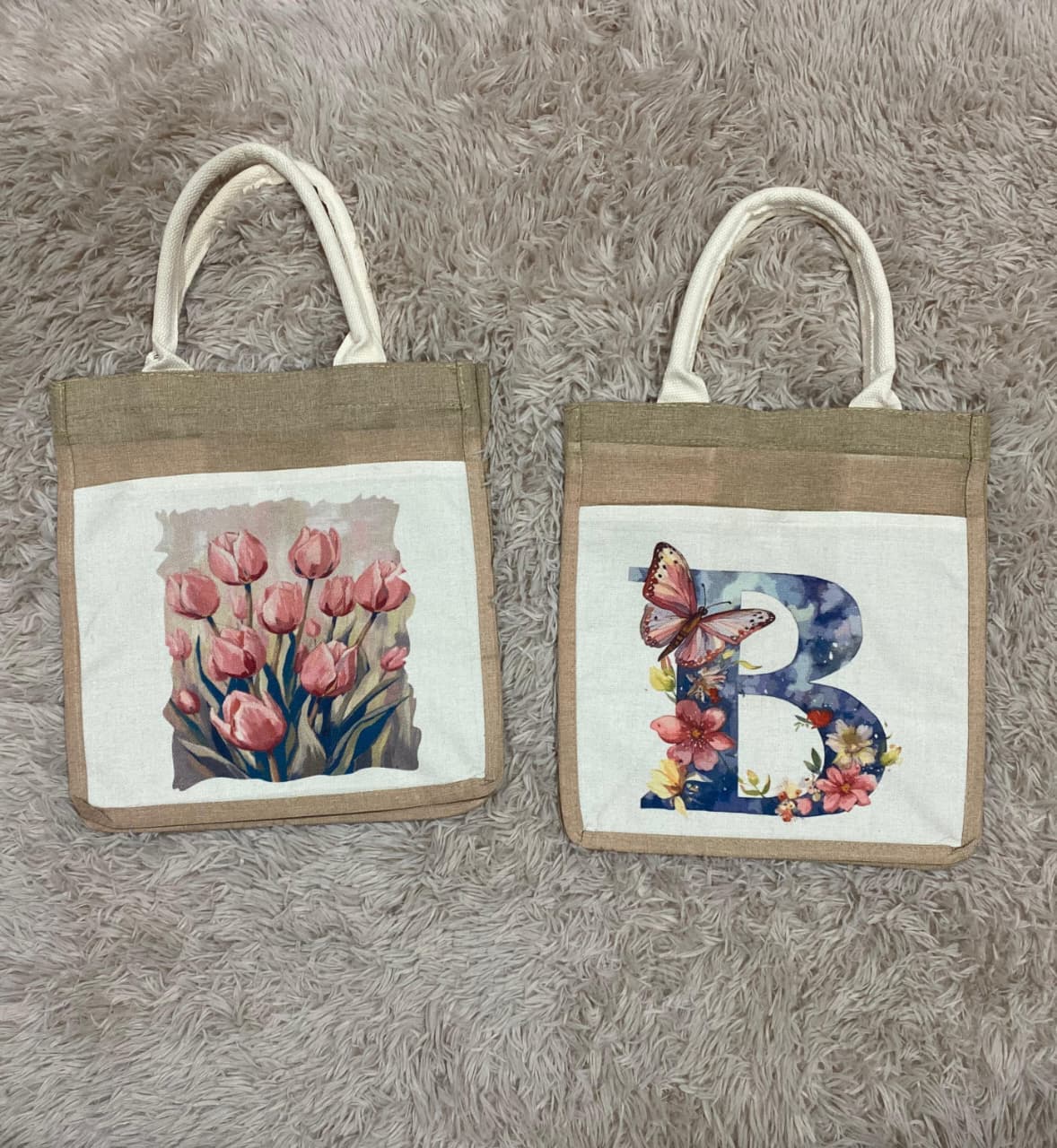 Bolsas personalizadas con flores e inicial