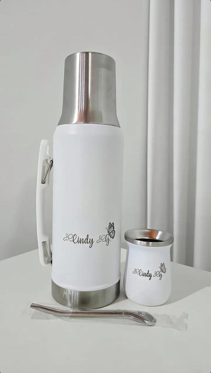 Termo blanco personalizado con mate y bombilla